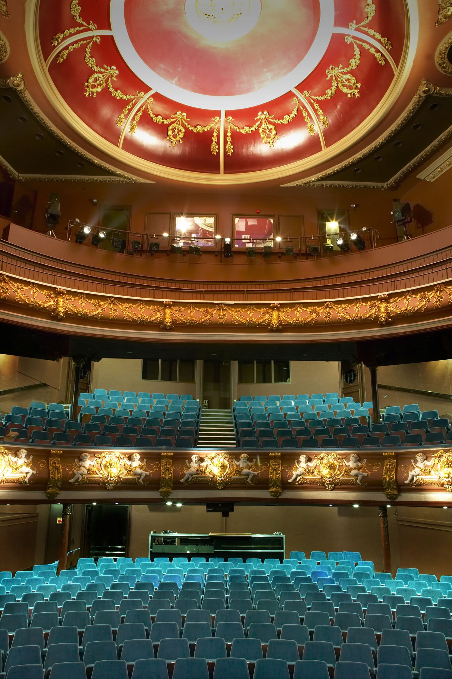 Harrogate_Theatre.jpg
