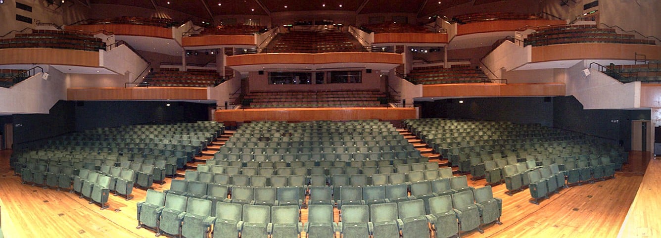 Cardiff_St_David_s_Hall.jpg